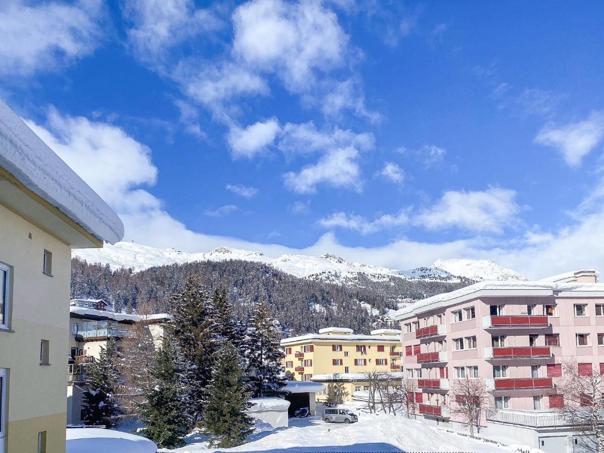 Zentrale Wohnung In St. Moritz Mit Grossem Balkon מראה חיצוני תמונה